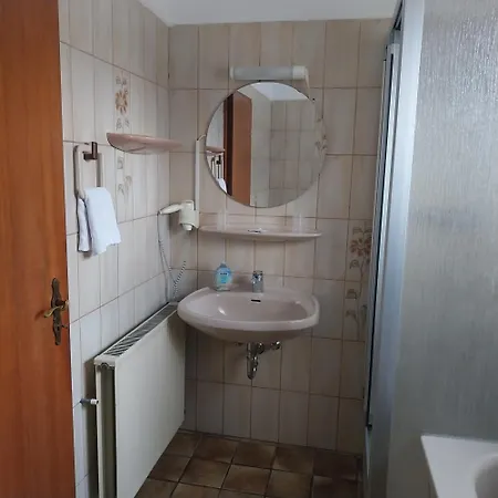 Im Kuehlen Grunde Garni 3* Pracht