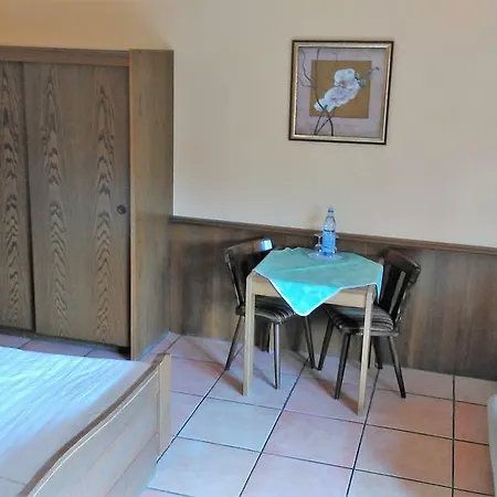 Im Kühlen Grunde Garni 3*