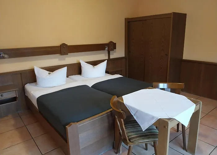 מלון Im Kuehlen Grunde Garni