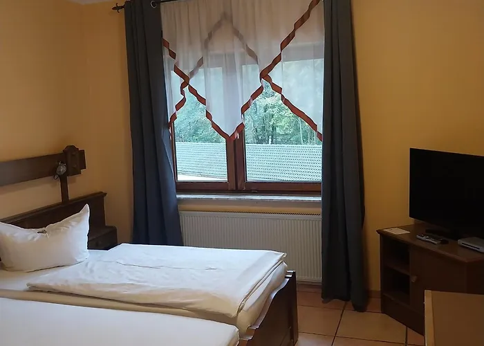 Im Kuehlen Grunde Garni מלון 3*